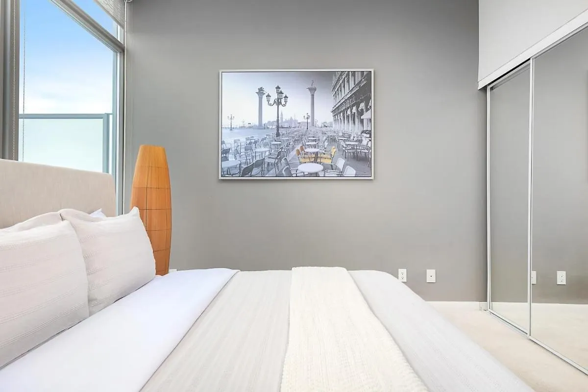 Apartment Penthouse Overlooking Dt Toronto Free Parking