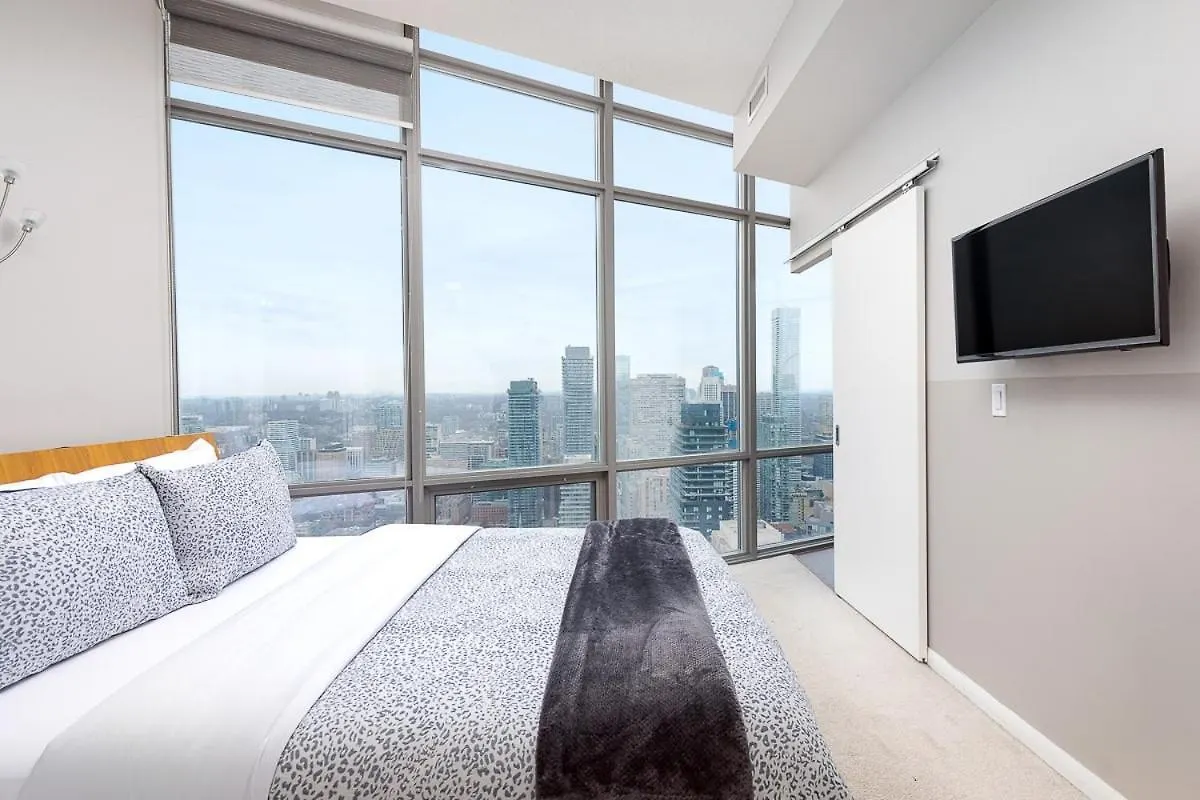 Penthouse Overlooking Dt Toronto Free Parking 0*,